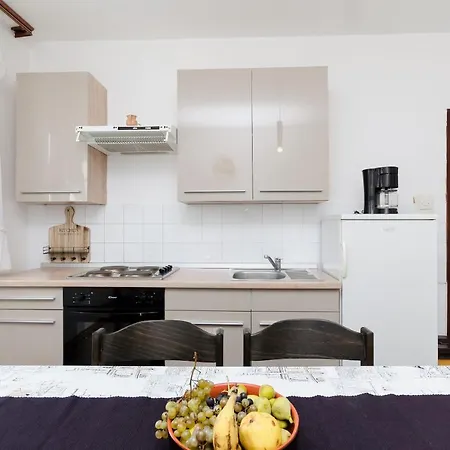 House Andrijana Holiday home